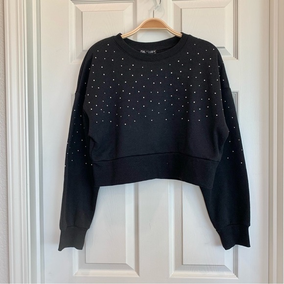 ZARA Black Studded Embellished Cropped Sweatshirt - Picture 5 of 10